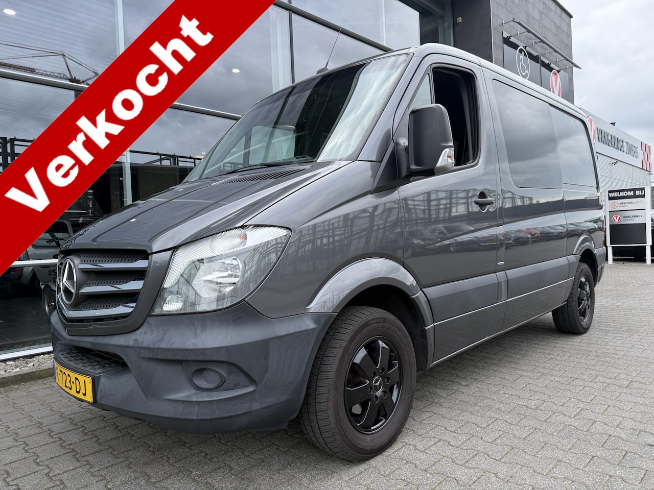 Mercedes-Benz Sprinter - 3+1 Rolstoelbus 211 2.2 CDI 325 HD L1H1 (Keurig nette Sprinter Automaat met lage km.stand! - AutoWereld.nl