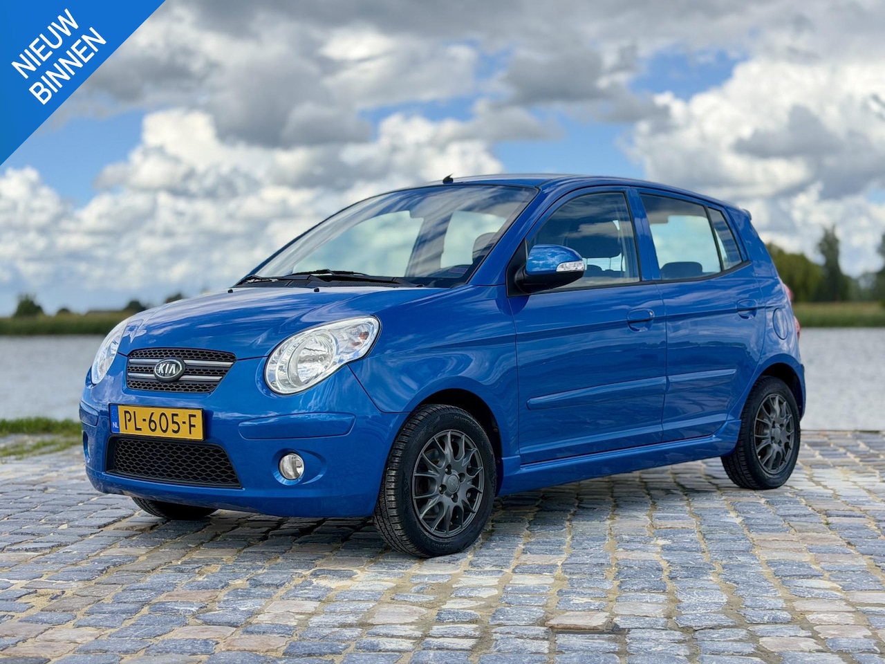 Kia Picanto - 1.1 Fifteen|Airco|Stoelverwarming|LM velgen 14" - AutoWereld.nl