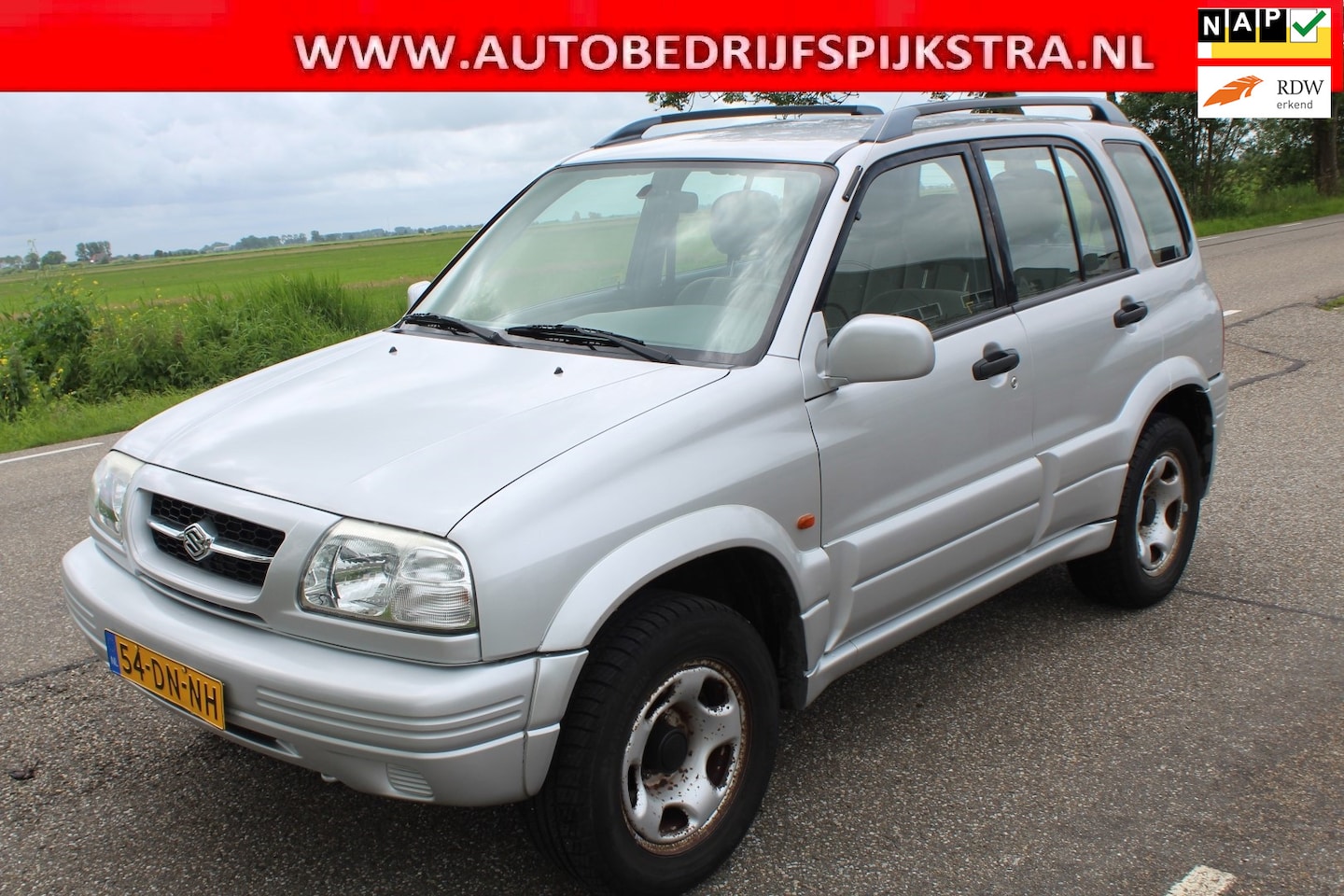 Suzuki Grand Vitara - 2.0 // 4X4 / WEINIG KM / 5-DRS // - AutoWereld.nl