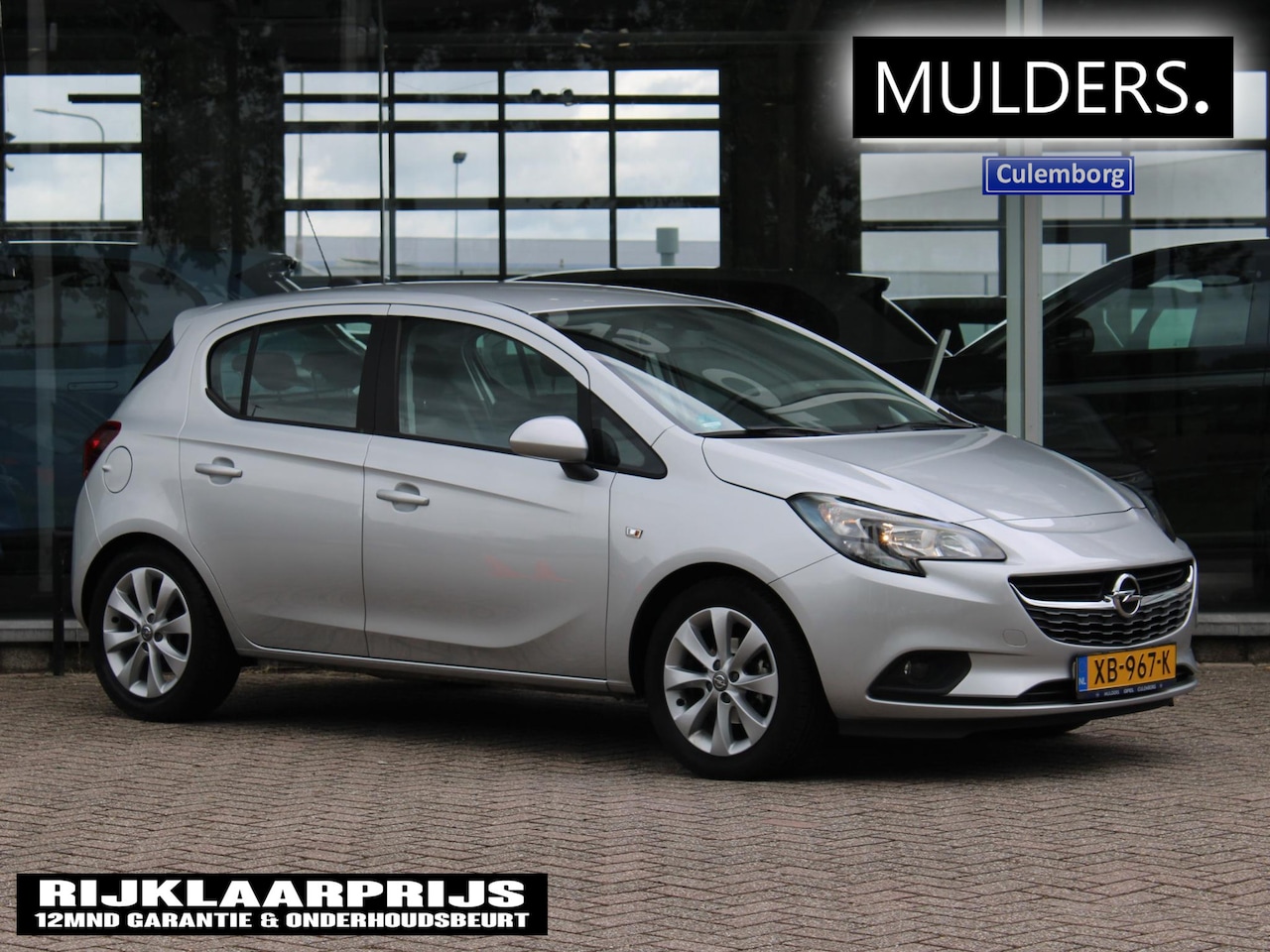 Opel Corsa - 1.4 Favourite | Navi/Trekhaak/Parkeersens. - AutoWereld.nl