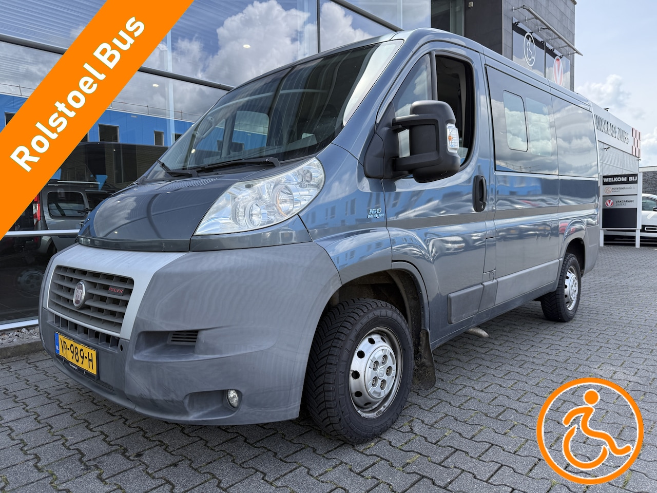 Fiat Ducato - 3+1 Rolstoelbus 30 3.0 MultiJet L1H1 Automaat 160 PK (Mooie ruime Rolstoelbus met automaat - AutoWereld.nl
