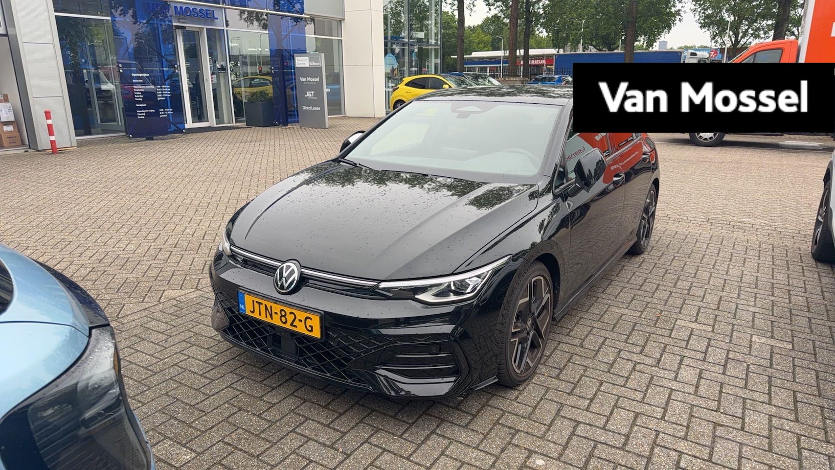 Volkswagen Golf - 1.5 eTSI R-Line Edition Adapt. Cruise | Stoelverwarming | Carplay | Meer foto's volgen - AutoWereld.nl