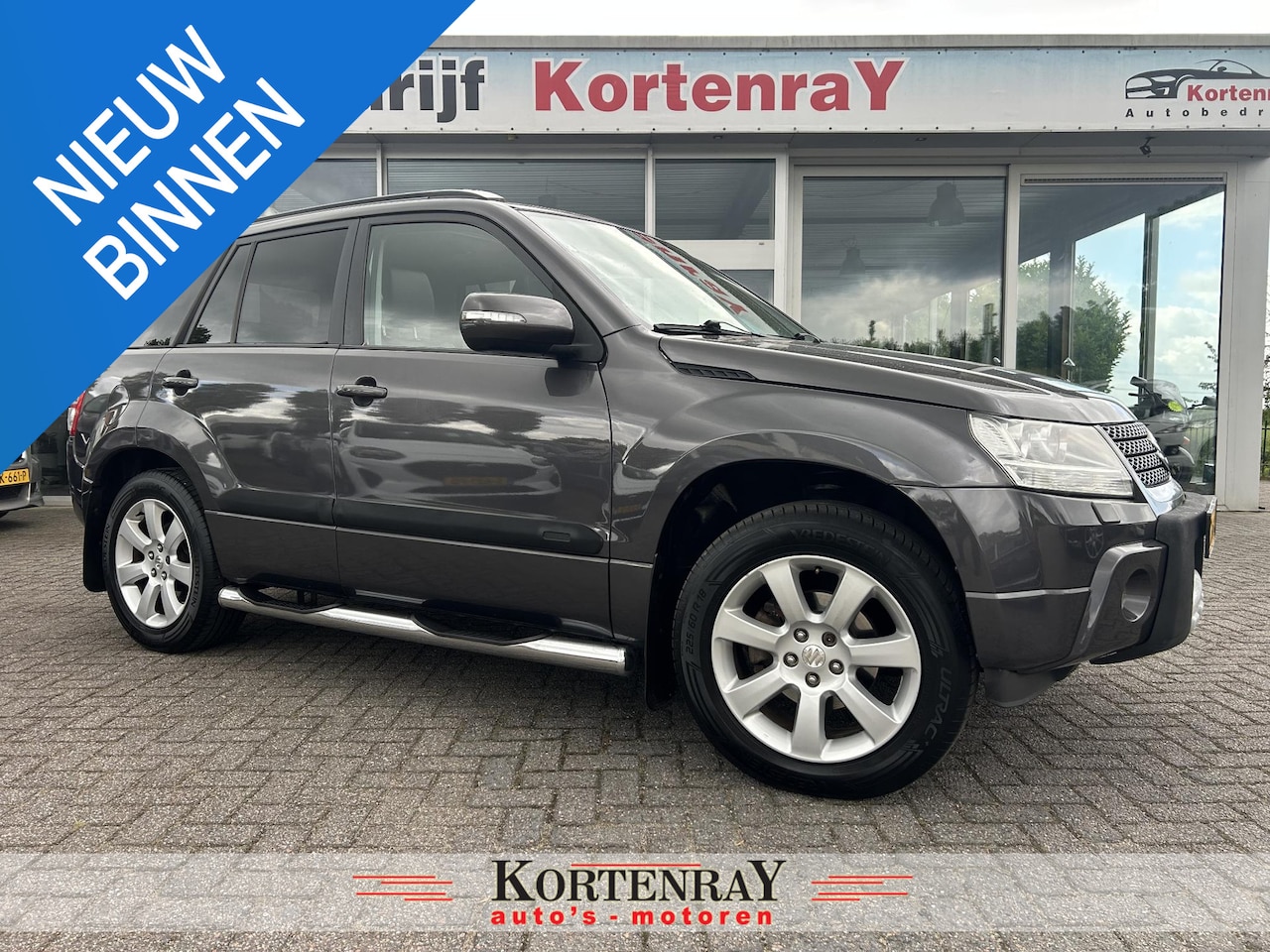 Suzuki Grand Vitara - 2.4 High Executive 4x4/clima/cruise control/leder/trekhaak/top occasion - AutoWereld.nl