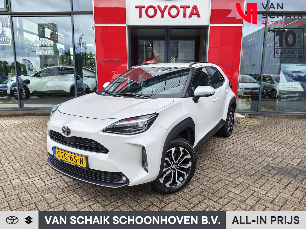 Toyota Yaris Cross - 1.5 Hybrid 115 First Edition | Allseasons | Apple Carplay/Android Auto | Keyless entry - AutoWereld.nl