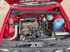 Volkswagen Golf - 1.6 D GL