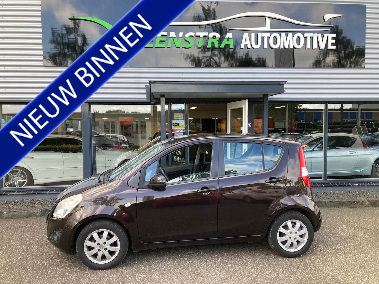 Suzuki Splash - 1.0 VVT 5Drs Exclusive. Bouwjaar 2014. Airconditioning. Nw APK - AutoWereld.nl