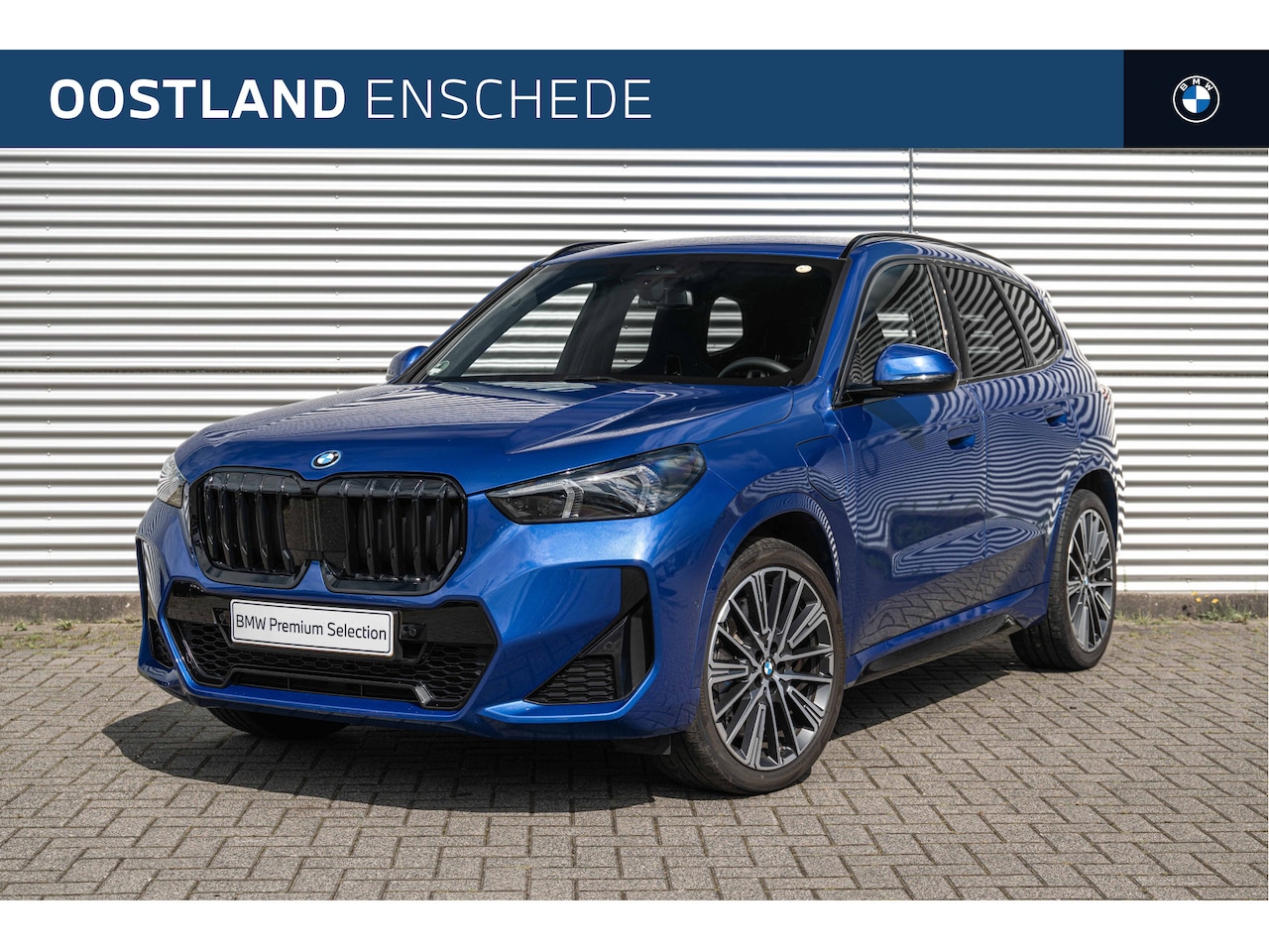 BMW X1 - xDrive25e M Sport Automaat / M Sportstoelen / Comfort Access / Achteruitrijcamera / Adapti - AutoWereld.nl