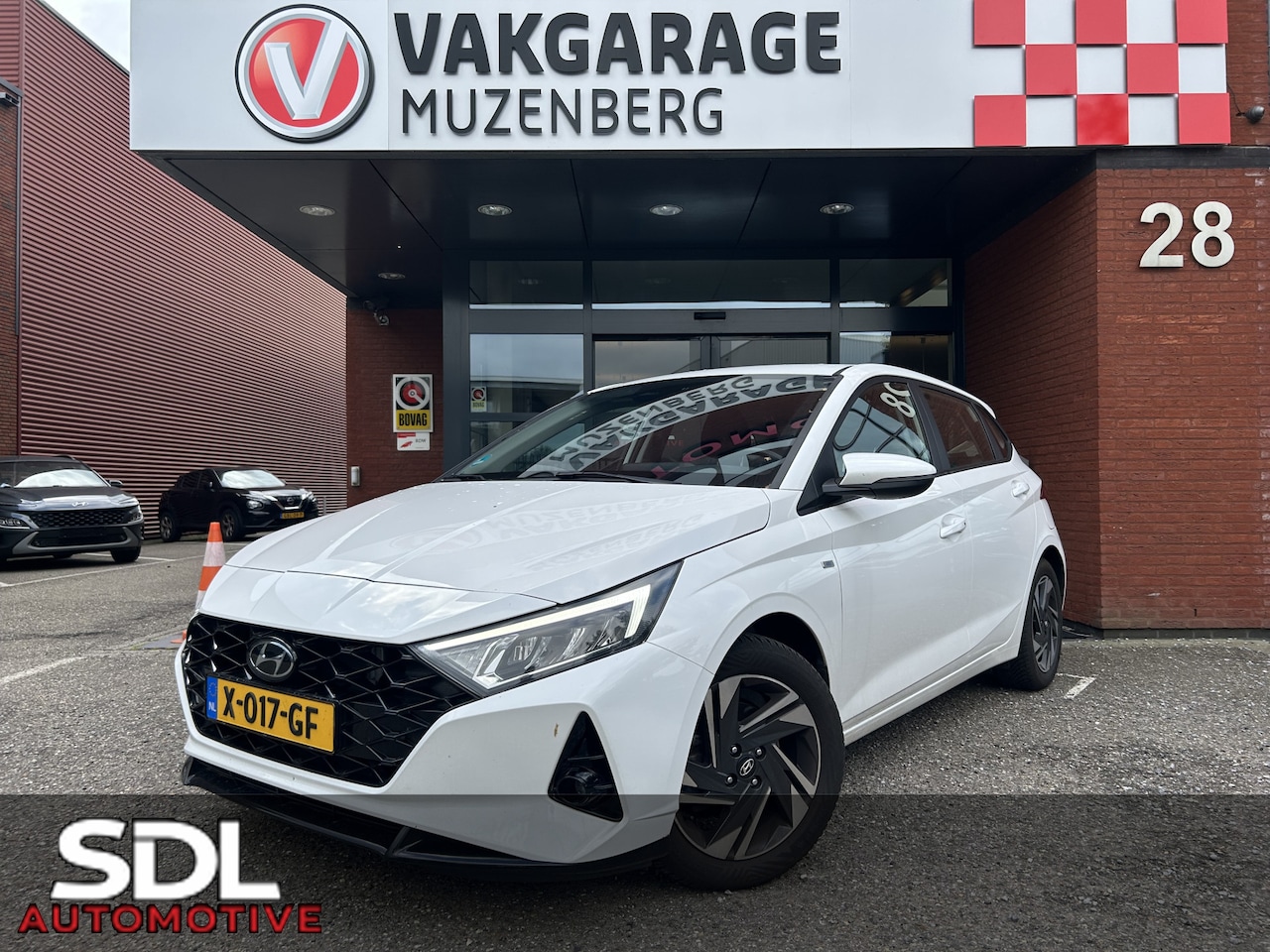 Hyundai i20 - 1.0 T-GDI 120PK!! N Line NIEUW MODEL // NAVI + CARPLAY // BOSE AUDIO // KEYLESS // STOEL + - AutoWereld.nl