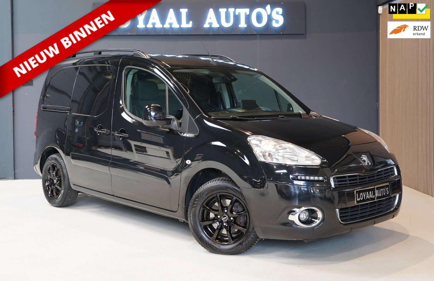 Peugeot Partner - 120 1.6 e-HDI L1 Navteq 2Tronic | AUTOMAAT | CRUISE | PDC | AIRCO | APK | NAP. - AutoWereld.nl
