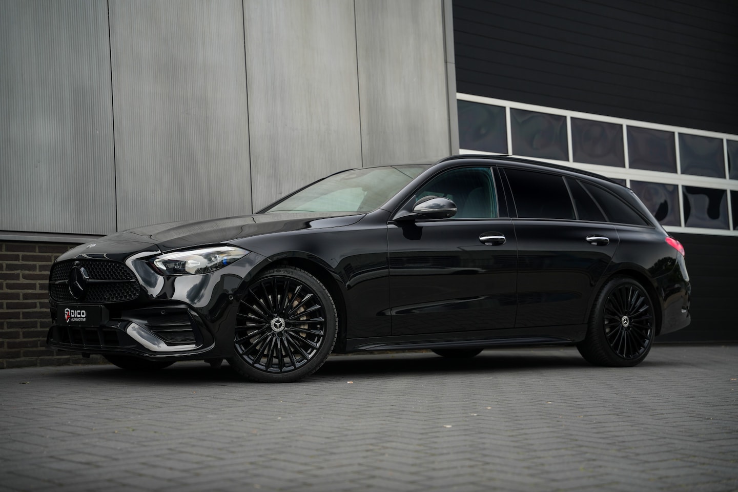 Mercedes-Benz C-klasse Estate - 200 204 pk Launch Edition AMG Line / Pano-Dak/ Keyless/ Ambience/ Laser/ Org-NL/ Adapt.Cru - AutoWereld.nl