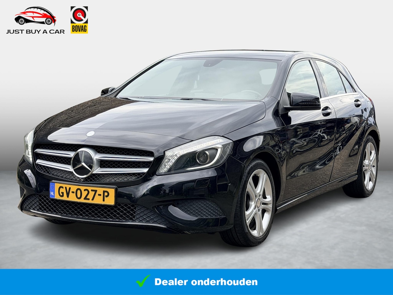Mercedes-Benz A-klasse - 180 Ambition Trekhaak / Cruise Control / Parkeer-Pakket / 17'' Lichtmetalen / Navigatie / - AutoWereld.nl