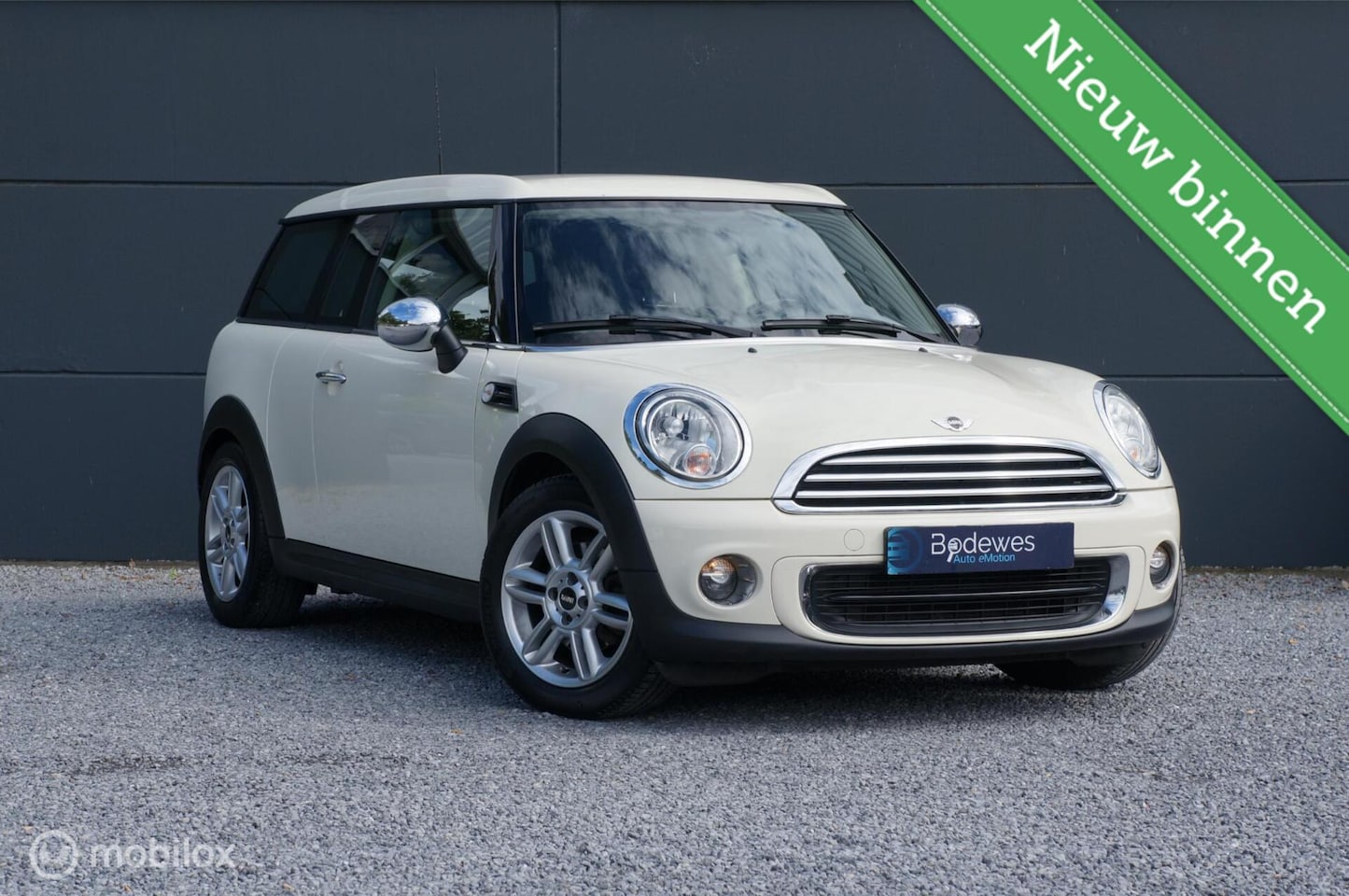 MINI Clubman - 1.6 One Holland Street Navi Airco Cruise Leuk! - AutoWereld.nl