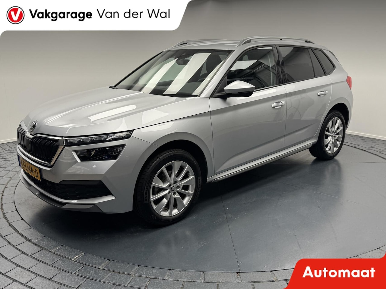 Skoda Kamiq - 1.0 TSi Edition Automaat-Navigatie-Adapt.Cr.contr-Clima-Camera-Carplay-Parkeersensoren-Lm1 - AutoWereld.nl