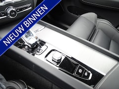 Volvo XC90 - 2.0 T8 Twin Engine AWD Momentum