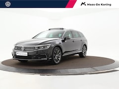 Volkswagen Passat Variant - 1.4 TSI 218pk DSG PHEV GTE Business · Panoramadak · Camera · Apple/Android Car Play · Navi