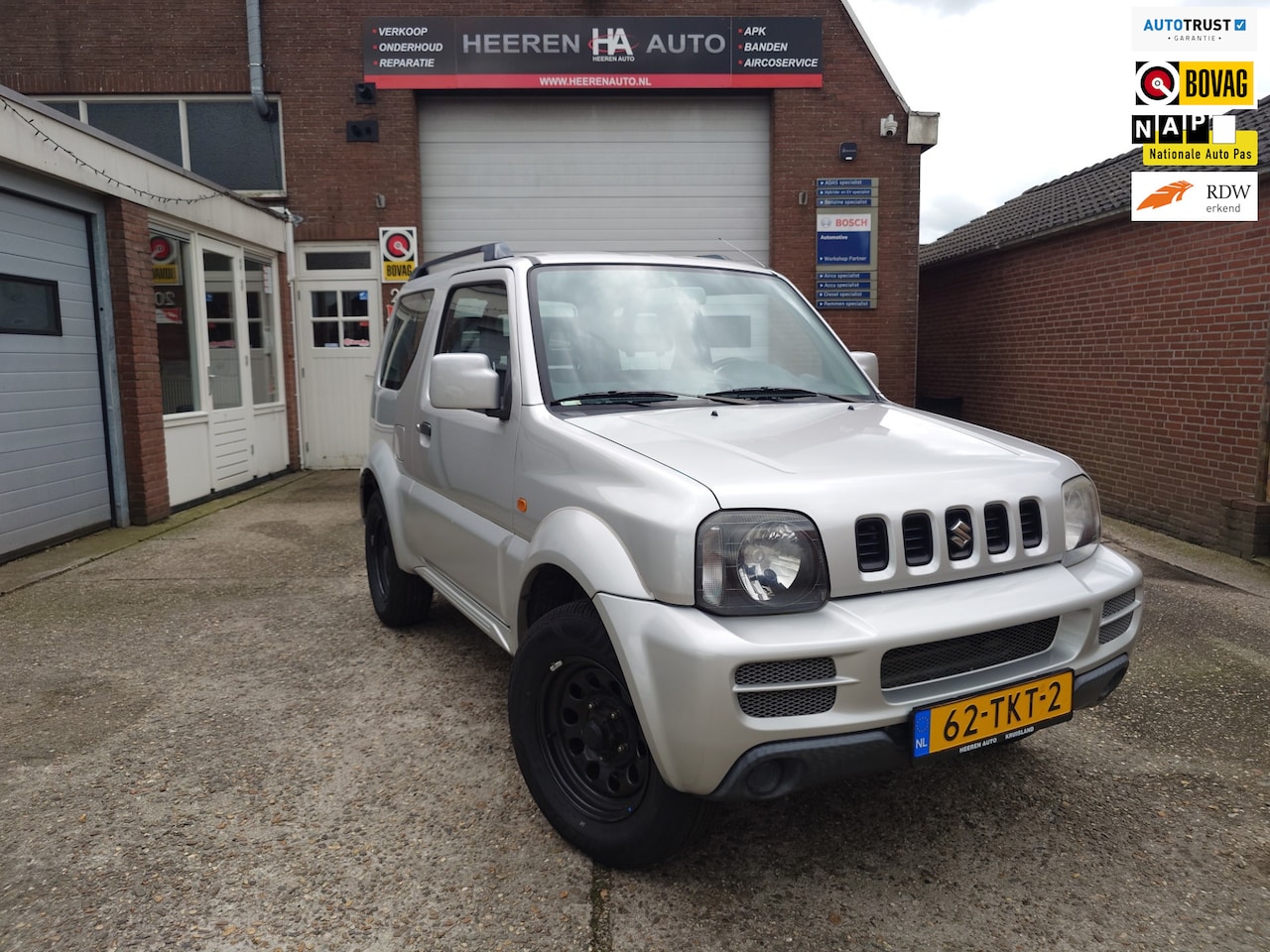 Suzuki Jimny - 1.3 JLX 1.3 JLX, Dealer onderhouden, Origineel NL met NAP, 4x4 - AutoWereld.nl
