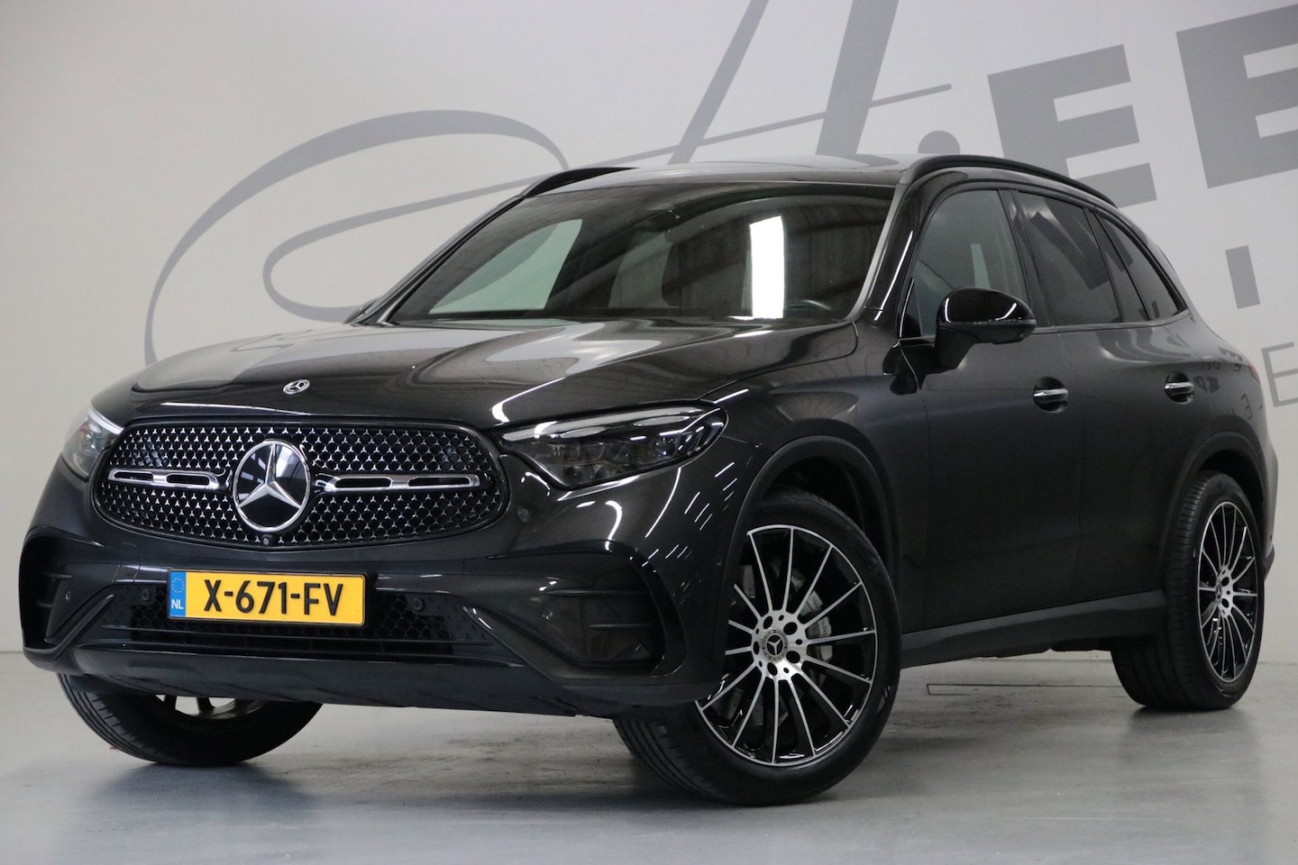 Mercedes-Benz GLC-klasse - 200 4MATIC AMG Line/ 360' camera/ Memory/ Nightpakket - AutoWereld.nl