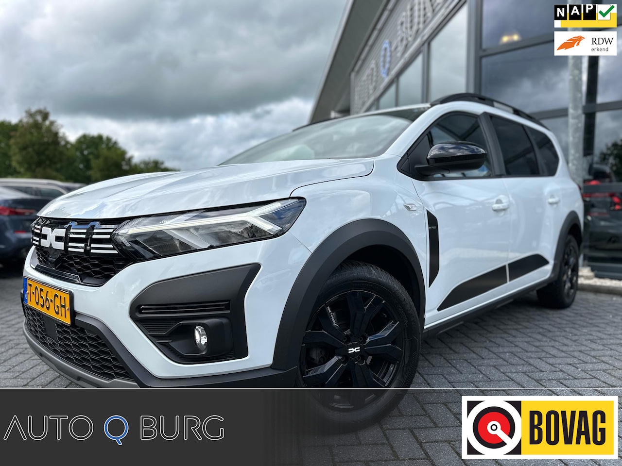 Dacia Jogger - 1.0 TCe 100 ECO-G Extreme 7 PERSOONS | ORG.NL| NAVI | CARPLAY | PDC | CAMERA| DAB| NAP | G - AutoWereld.nl