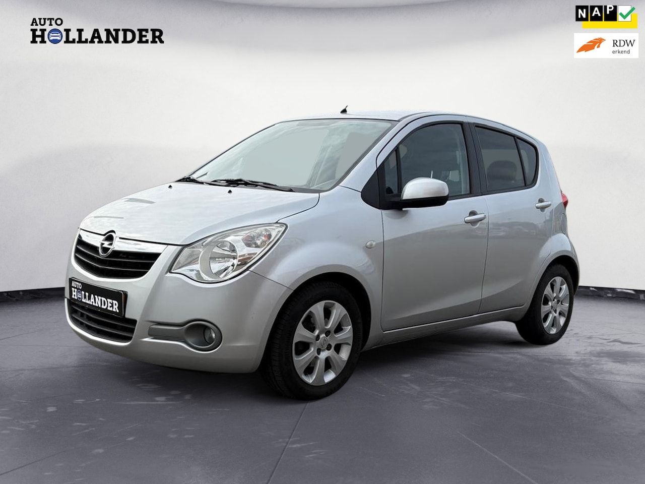 Opel Agila - 1.2 Edition*airco / trekhaak - AutoWereld.nl