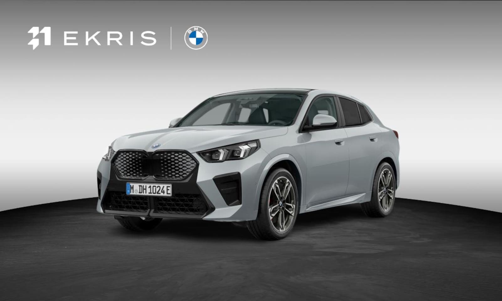 BMW iX2 - eDrive20 67 kWh | M-Sport | Comfort Access | Massage | Elektrisch bediende stoel | Panoram - AutoWereld.nl
