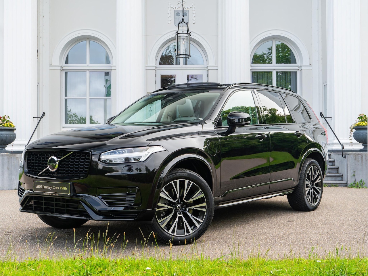 Volvo XC90 - 2.0 T8 Recharge AWD Ultimate Dark | Pano | HarmnK | Massage | 7Persoons | - AutoWereld.nl