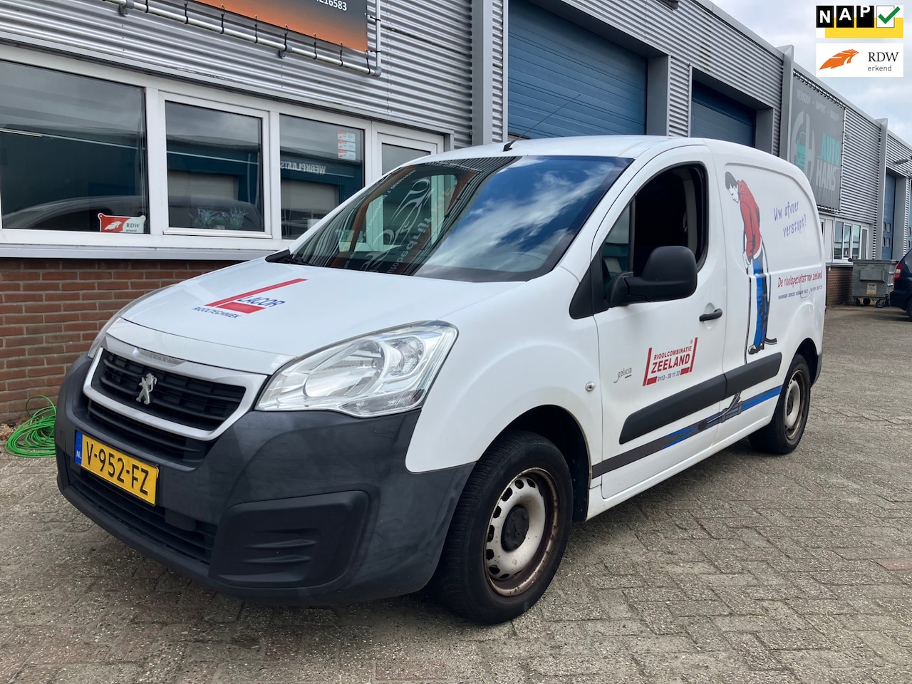 Peugeot Partner - 120 1.6 BlueHDi 75 L1 XR 120 1.6 BlueHDi 75 L1 XR - AutoWereld.nl
