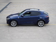 Alfa Romeo Stelvio - 2.9 V6 AWD Quadrifoglio Blu Monte Carlo