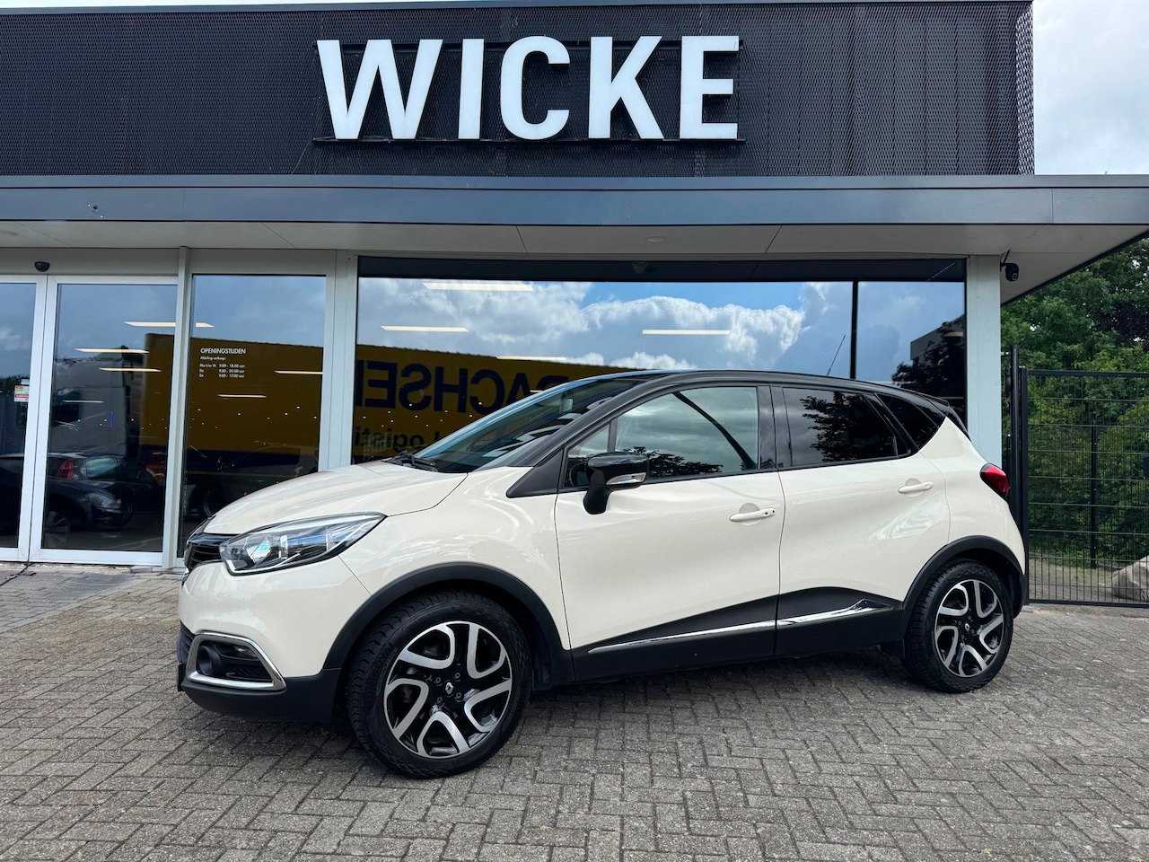 Renault Captur - 0.9 TCe Helly Hansen Automaat Leder Stoelv. Cruise control - AutoWereld.nl