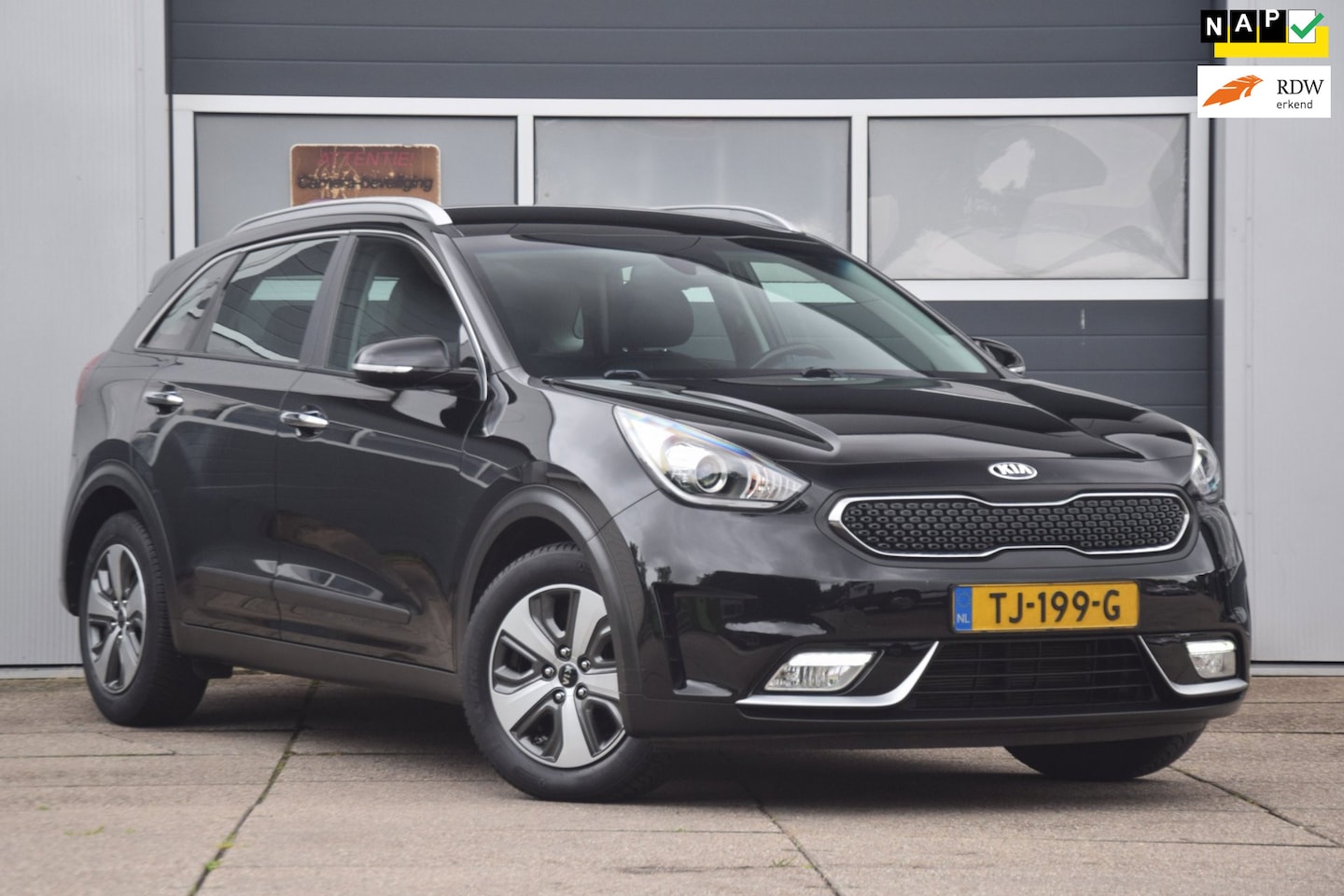 Kia Niro - 1.6 GDi Hybrid DynamicLine + TREKHAAK - AutoWereld.nl