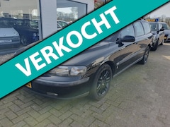 Volvo V70 - 2.4 Comfort Line BJ 2001 LEES TEKST