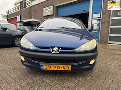 Peugeot 206 - 1.4 X-line AUTOMAAT AIRCO CLIMA