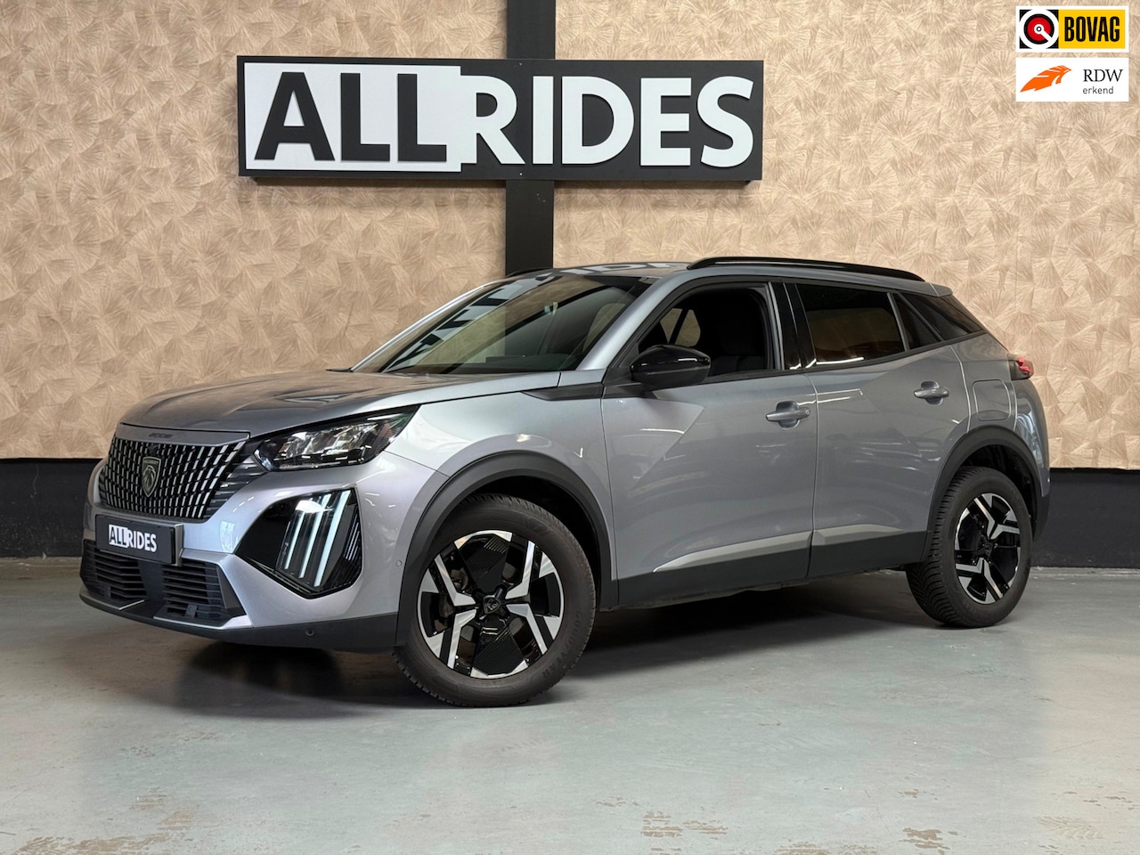 Peugeot 2008 - 1.2 PureTech 100 Allure | Keyless | 360 camera | CarPlay | Side assist | 1e eigenaar - AutoWereld.nl