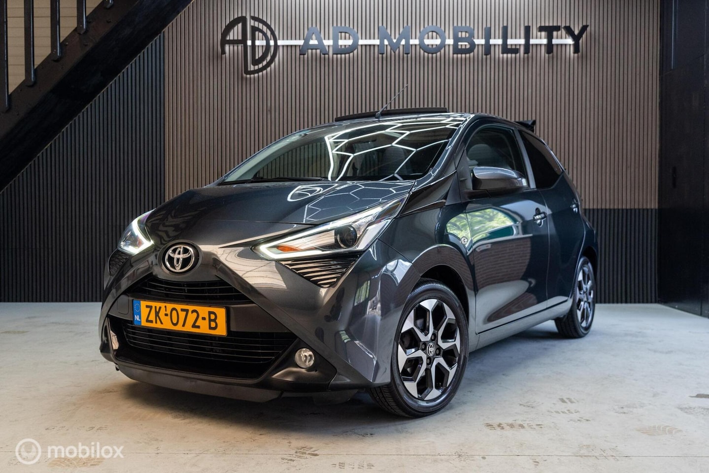 Toyota Aygo - 1.0 VVT-i x-cite Cabrio, Camera, Airco, DAB+ - AutoWereld.nl