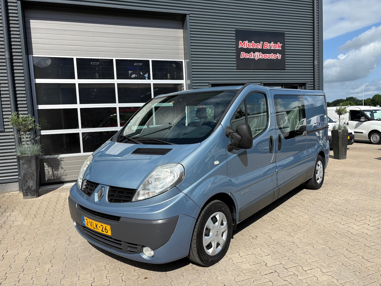 Renault Trafic - 2.5 dCi L2H1 Dubbele cabine Marge - AutoWereld.nl