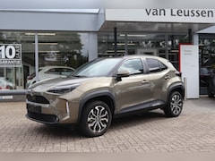 Toyota Yaris Cross - 1.5 HYBRID 115 STYLE STOEL-STUUR & WISSERVERW.. KEYLESS DRAADLOZE TEL.LADER LED LM-VELGEN