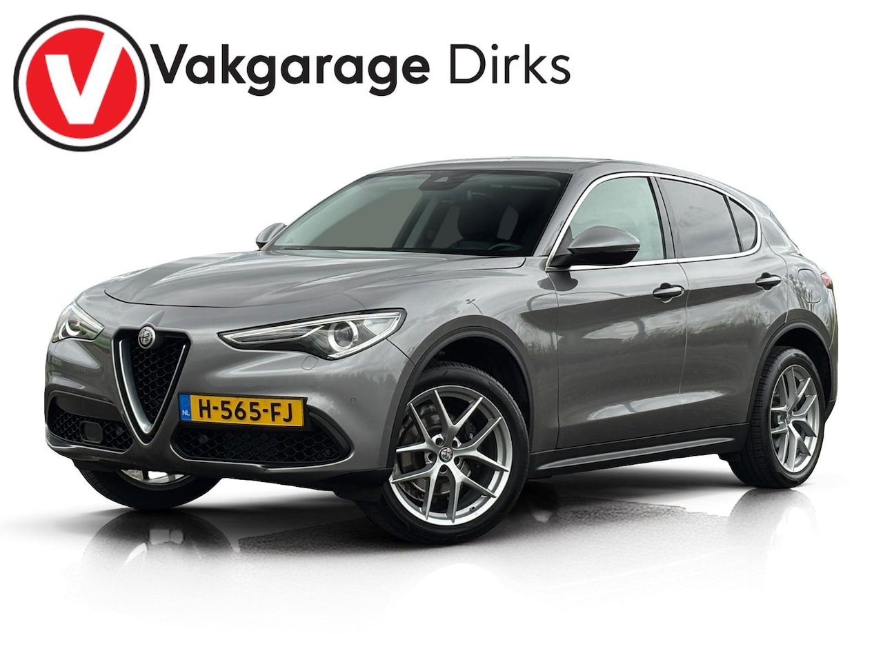 Alfa Romeo Stelvio - 2.0 T AWD First Edition ✅ Xenon ✅ Leder ✅ Trekhaak - AutoWereld.nl