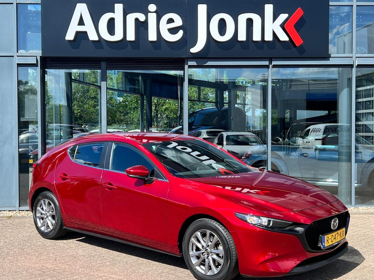 Mazda 3 - 2.0 e-SkyActiv-G M Hybrid 122 Comfort TREKHAAK | CAMERA | PARKEER SENSOREN V+A | HEAD-UP D - AutoWereld.nl