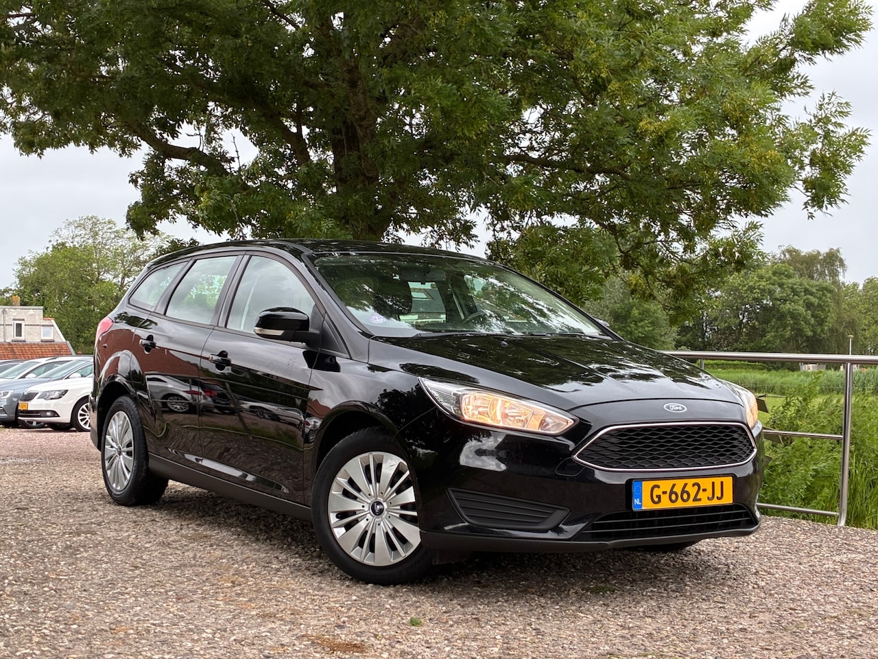 Ford Focus Wagon - 1.0 Trend | 103.000 km + Airco + Stoel verw. Nu € 6.975,-!!! - AutoWereld.nl