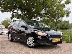 Ford Focus Wagon - 1.0 Trend | 103.000 km + Airco + Stoel verw. Nu € 6.975,