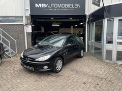 Peugeot 206 - 1.4 Génération/Zwart/Airco/1e eigenaar/Nap/80 DKM