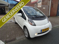 Mitsubishi i-MiEV - 4-peroons 16 kWh elektrische 45 KM actieradius 220 v oplaadkabel aanwezig voor thuis laden