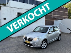 Dacia Sandero - 1.6 Lauréate - AIRCO - ELEK RAMEN - RIJDT & SCHAKELT GOED