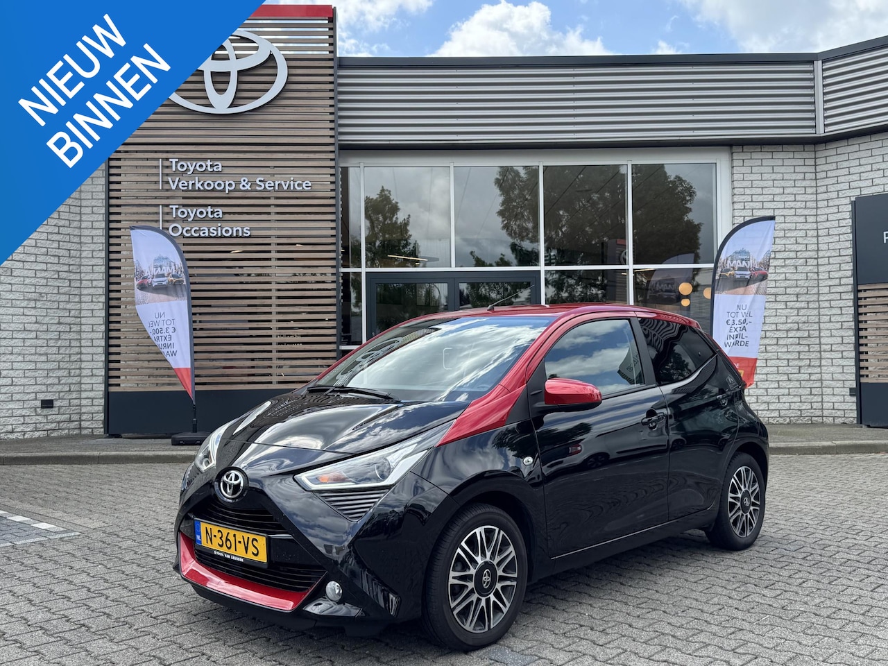 Toyota Aygo - 1.0 VVT-i x-clusiv NL-AUTO LICHTMETALEN VELGEN CAMERA - AutoWereld.nl