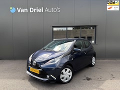 Toyota Aygo - 1.0 VVT-i x-play / Multimediasysteem / Camera