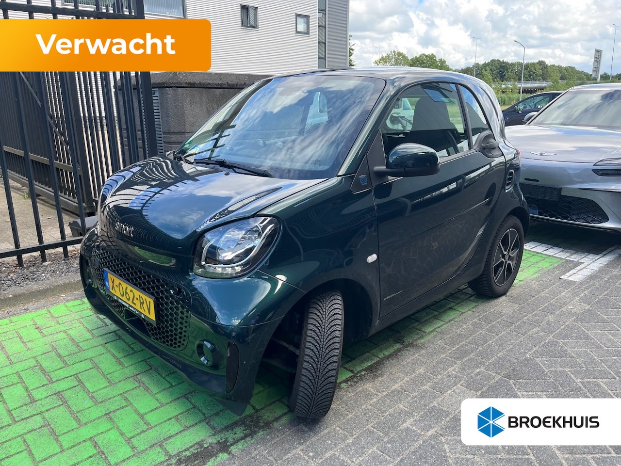 Smart Fortwo - Verwacht: EQ Comfort PLUS 18 kWh 82pk | Camera | Cruise control | Lichtmetalen velgen | Ai - AutoWereld.nl
