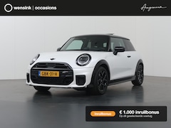 MINI 3-Deurs - 1.5 Cooper C John Cooper Works M | Panoramadak | Sportstoelen | HUD | Groot Navigatie "OLE