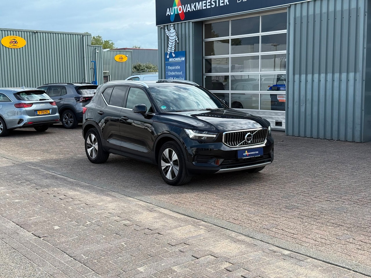 Volvo XC40 - 1.5 T5 Recharge Inscription Expression| Panoramadak | Trekhaak || Elektr Achterklep |Harma - AutoWereld.nl
