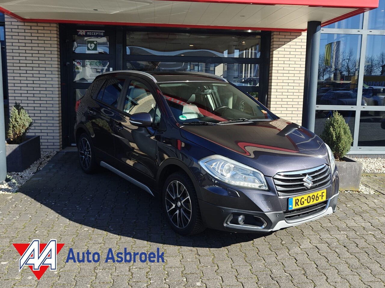 Suzuki SX4 S-Cross - 1.6 High Executive Panoramadak/ Cruise Control - AutoWereld.nl