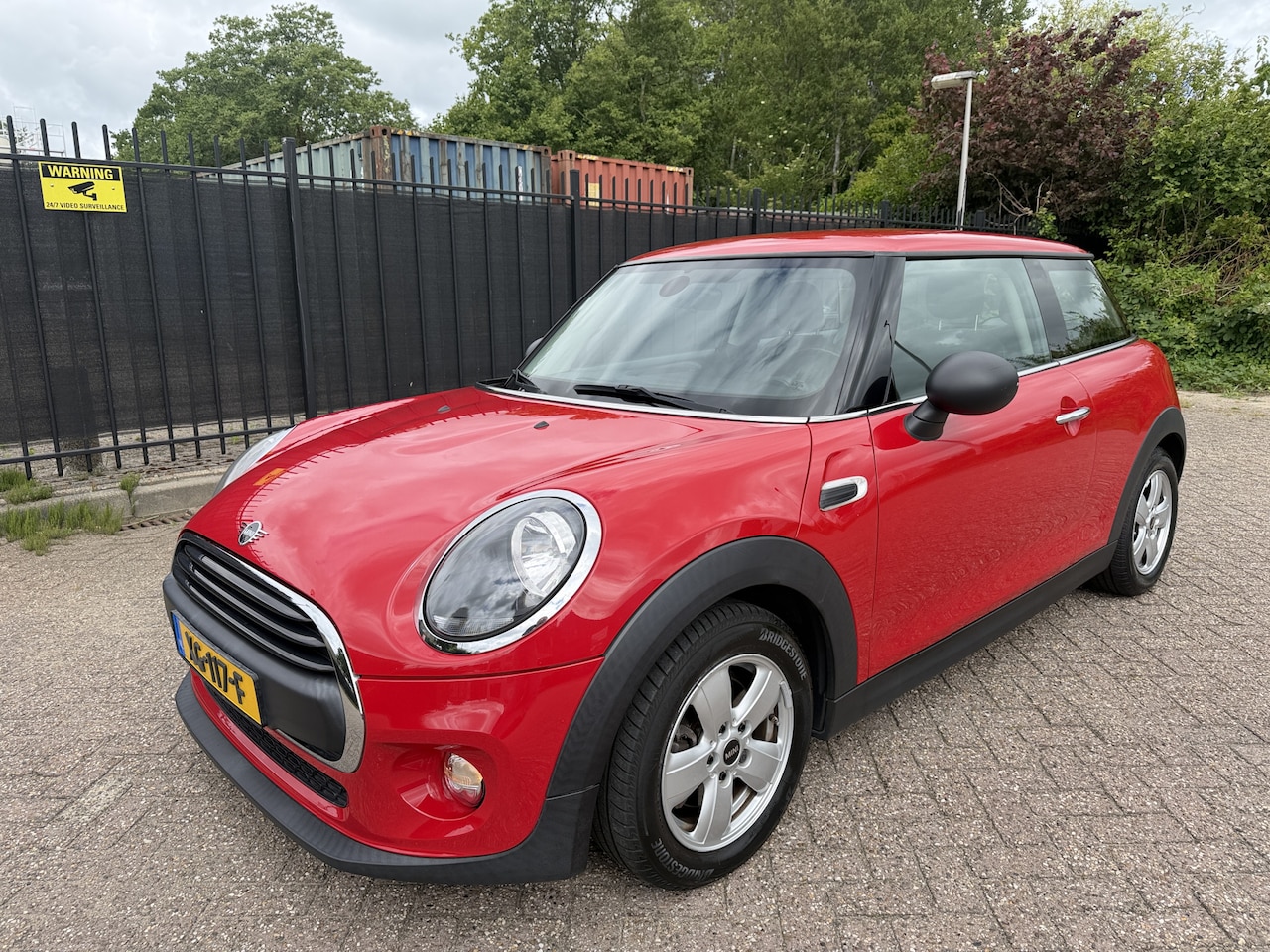MINI 3-Deurs - 1.5 One Autom/Tiptr Carplay/Airco/Cruise/PDC/LMV - AutoWereld.nl