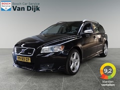 Volvo V50 - 2.4 140pk automaat R-Design / Trekhaak / Leder